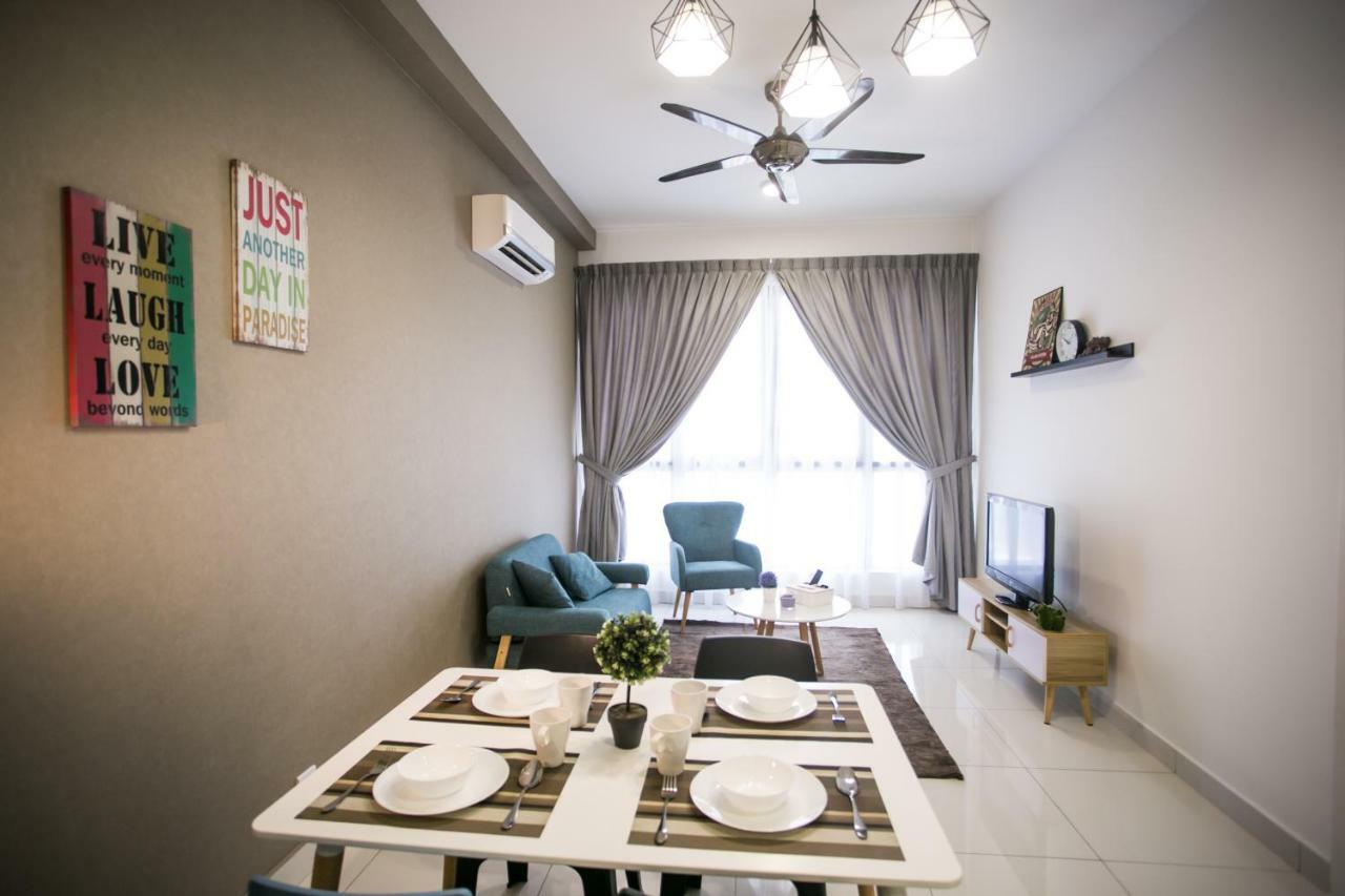 Econest Apartment By The One - Educity Nusajaya Nusajaya  Exteriör bild