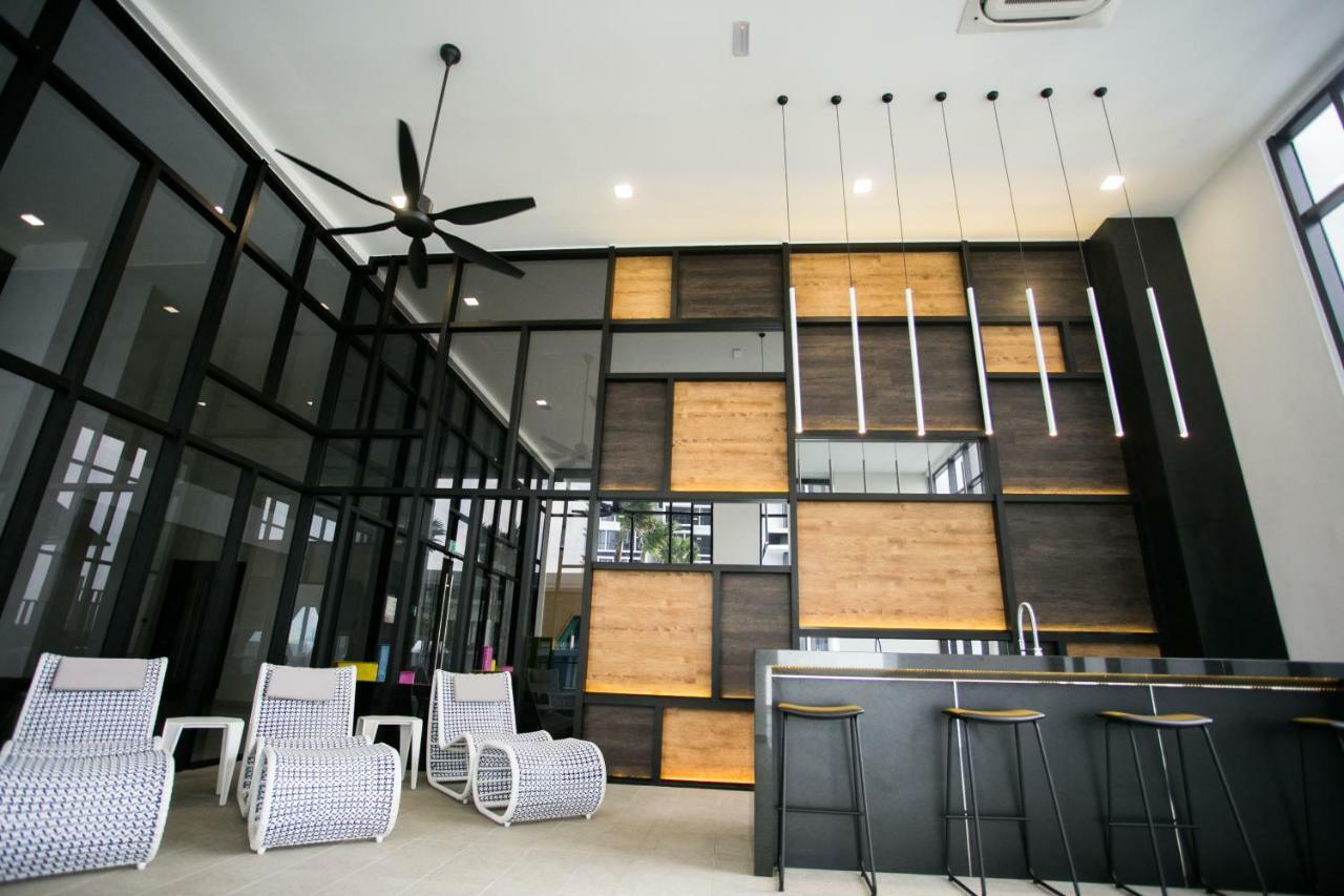 Econest Apartment By The One - Educity Nusajaya Nusajaya  Exteriör bild