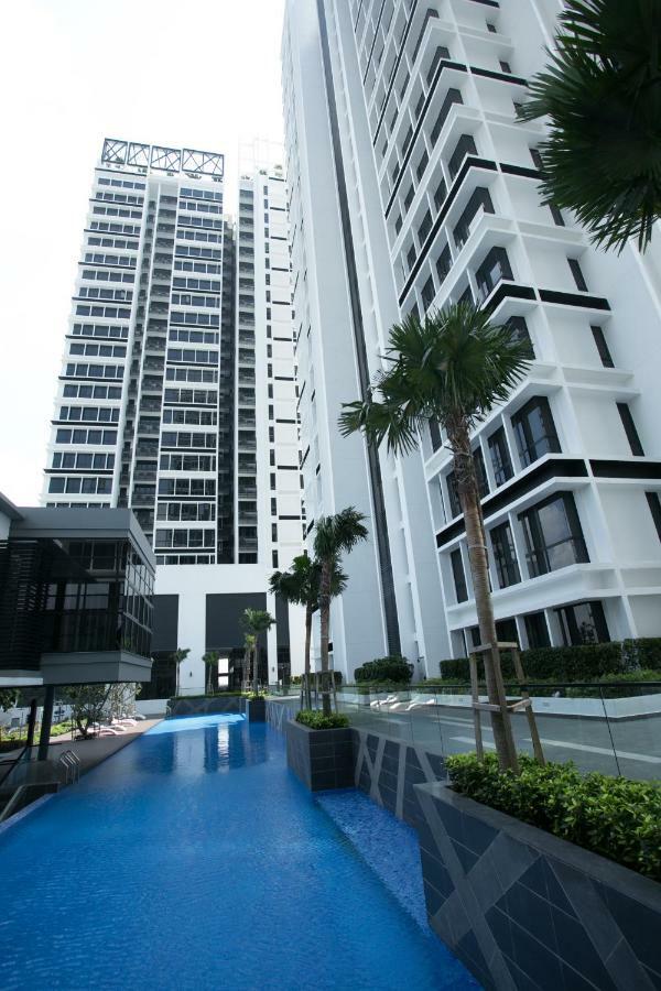 Econest Apartment By The One - Educity Nusajaya Nusajaya  Exteriör bild